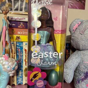 2001 EASTER‎ BARBIE